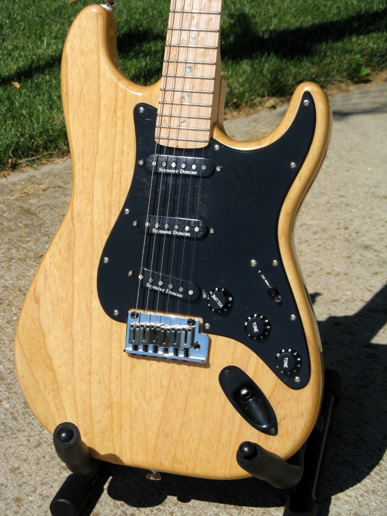 fender strat 220071205914115850 Fender Lite Ash Stratocaster Special Edition